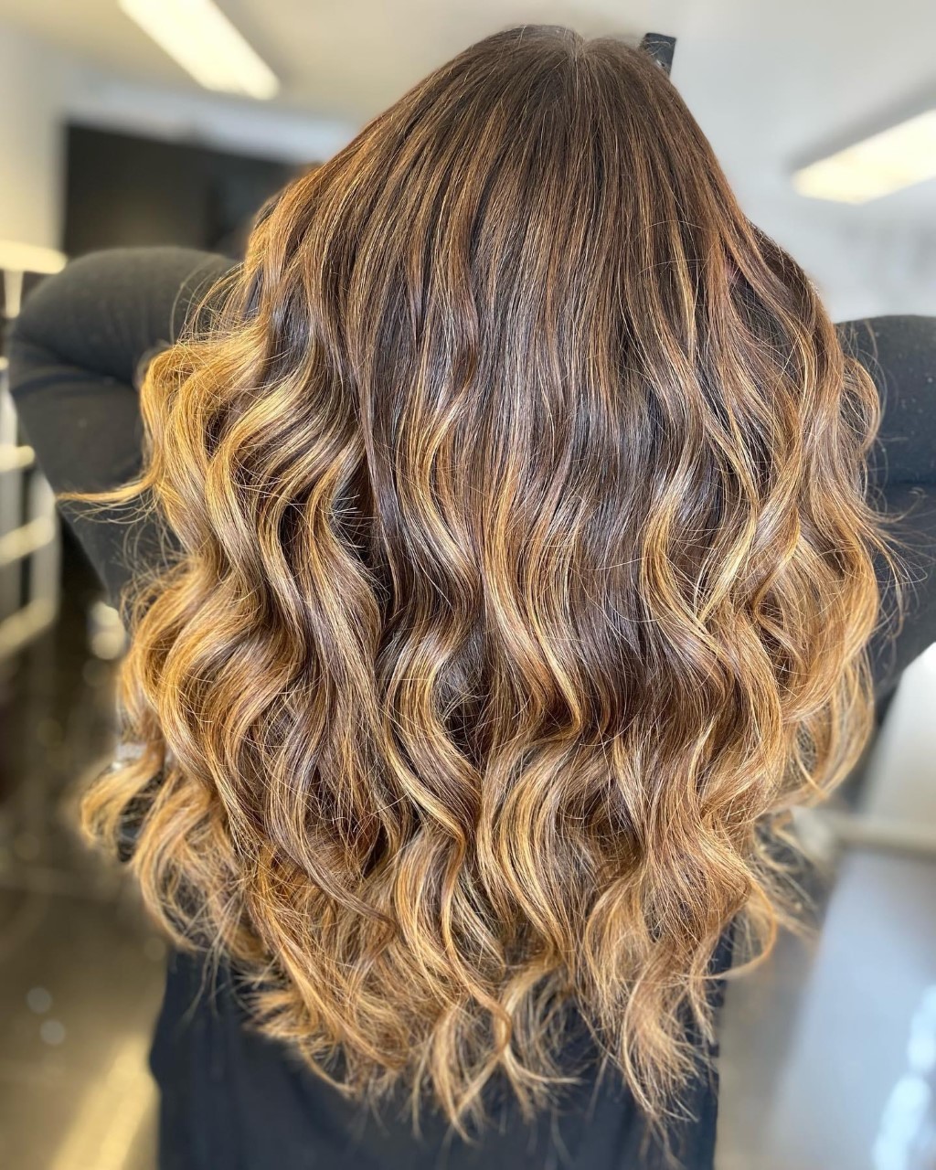 Bouncy, glossy waves