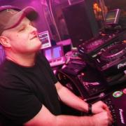 World acclaimed DJ Dave Pearce is presenting a show at The Hive in Winsford