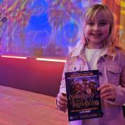Jenny Kozyra, editor of Red Kite Days Cheshire, reviews The Grange Theatre's Christmas pantomime after going to watch with her daughter, Robyn