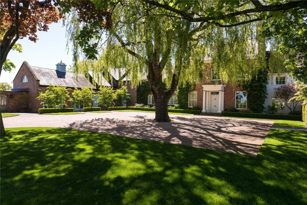 This stunning property is set in 25 acres of award winning gardens