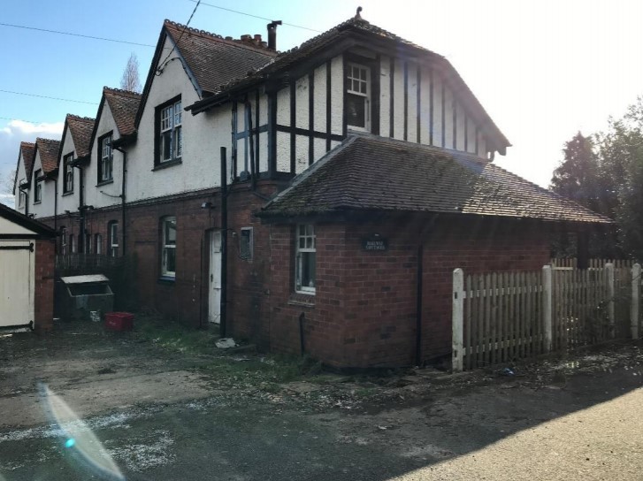 The cottages of Nantwich Road, Wimboldsley
