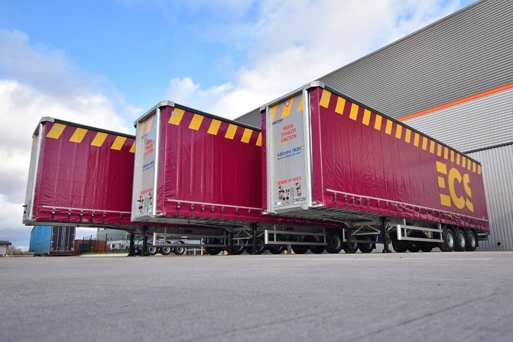 Tiger Trailers delivered 50 mega trailer curtainsiders to ECS in Belgium
