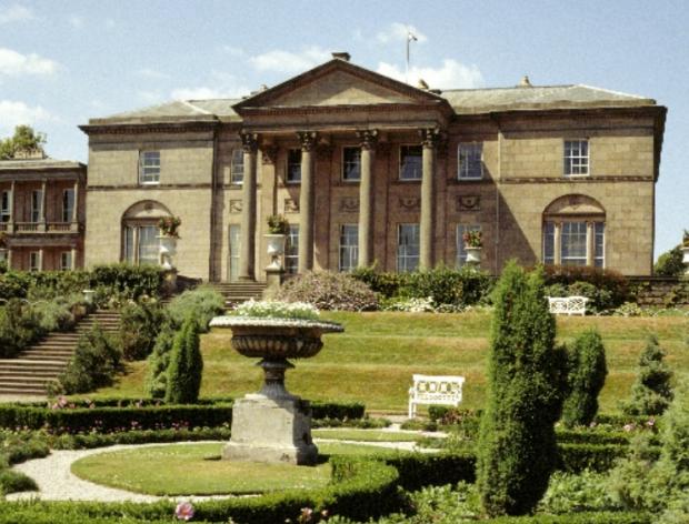 Northwich Guardian: The mansion at Tatton Park