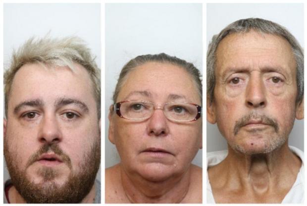 Northwich Guardian: Dari kiri, Scott Billington, Janet Billington dan Keith Billington