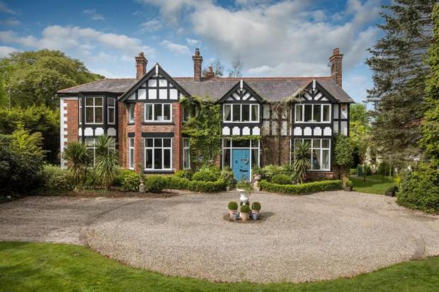 Stunning period home in Sandiway - Photo: Hinchliffe Holmes, Northwich/Rightmove