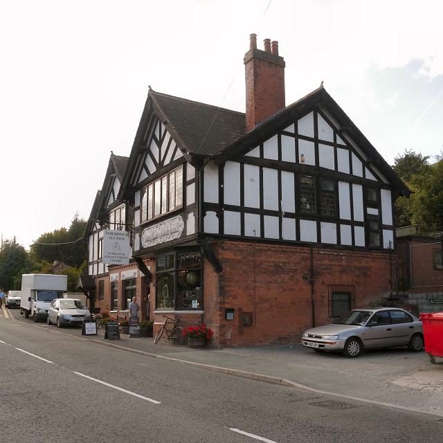 Red Lion, Barnton. Now Northwich Antiques